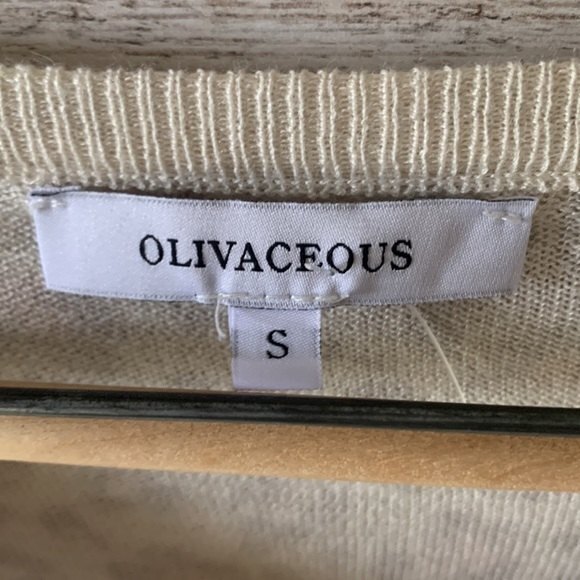 Olivaceous Lightweight Leopard Print Sweater Size Small - Picture 3 of 4